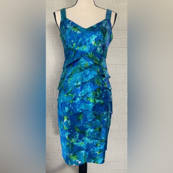 London Times Dresses & Skirts - London Times Blue and Green Satin Tiered Sleeveless Cocktail Dress 6 Petite EUC
